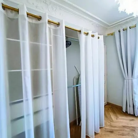 Au Petit Trianon Bleu Lägenhet