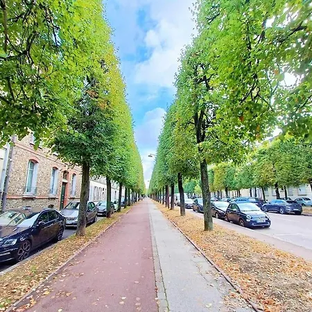 Au Petit Trianon Bleu Lägenhet *
