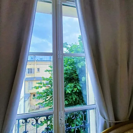 Lägenhet Au Petit Trianon Bleu