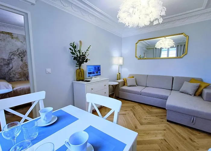 Apartamento Au Petit Trianon Bleu