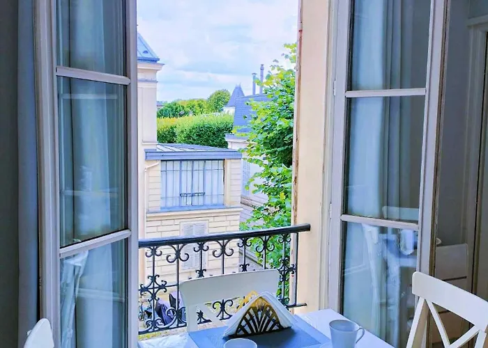 Apartamento Au Petit Trianon Bleu
